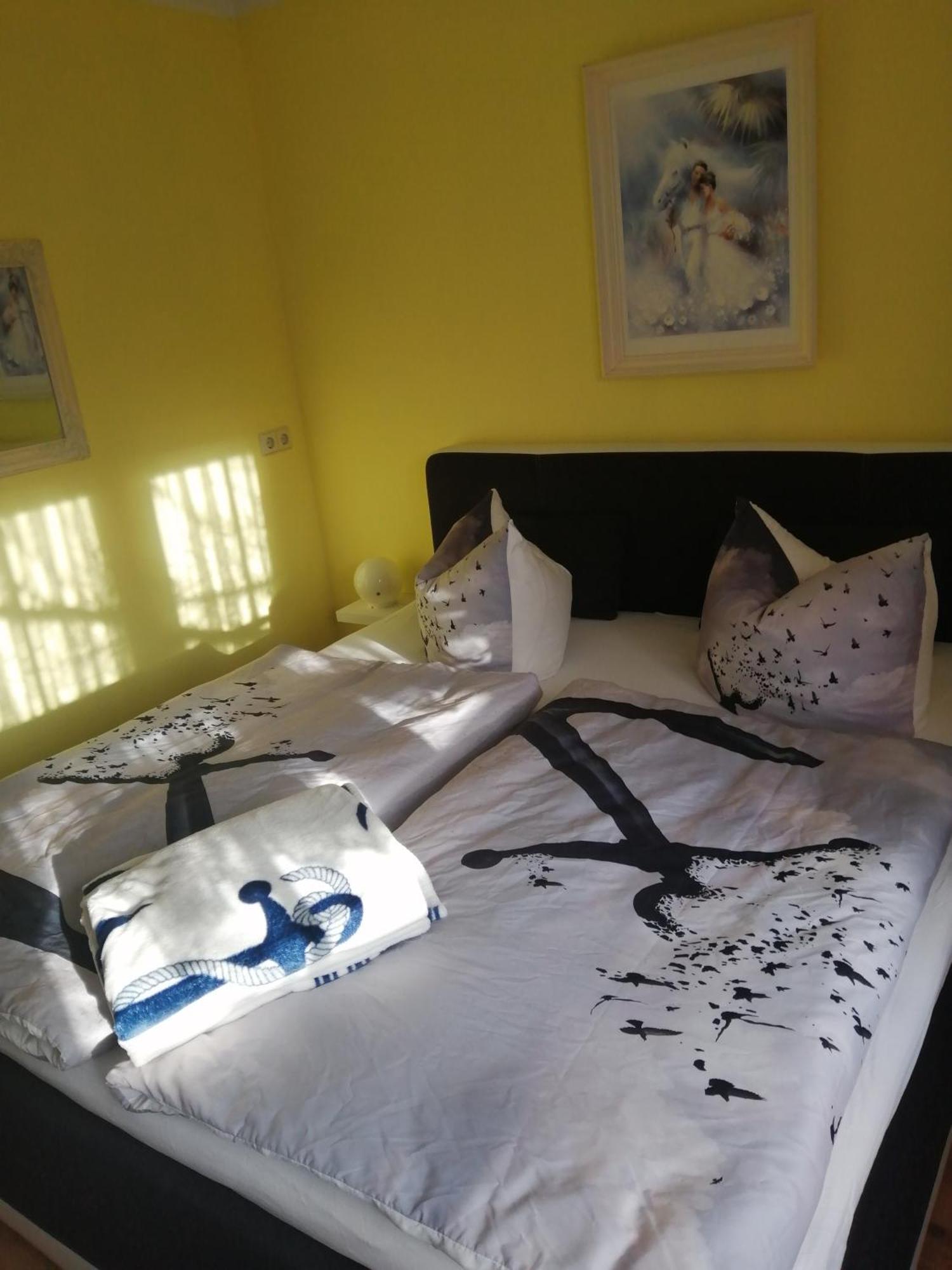 Appartamento "Kleine Hedwig" Putbus Esterno foto